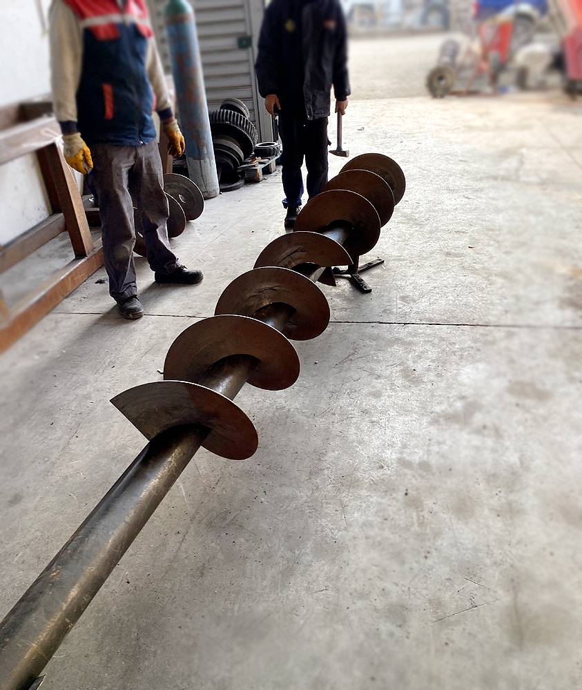 Plastik Geri Dönüşüm Havuzu Taşıyıcı Helezonu İmalatı