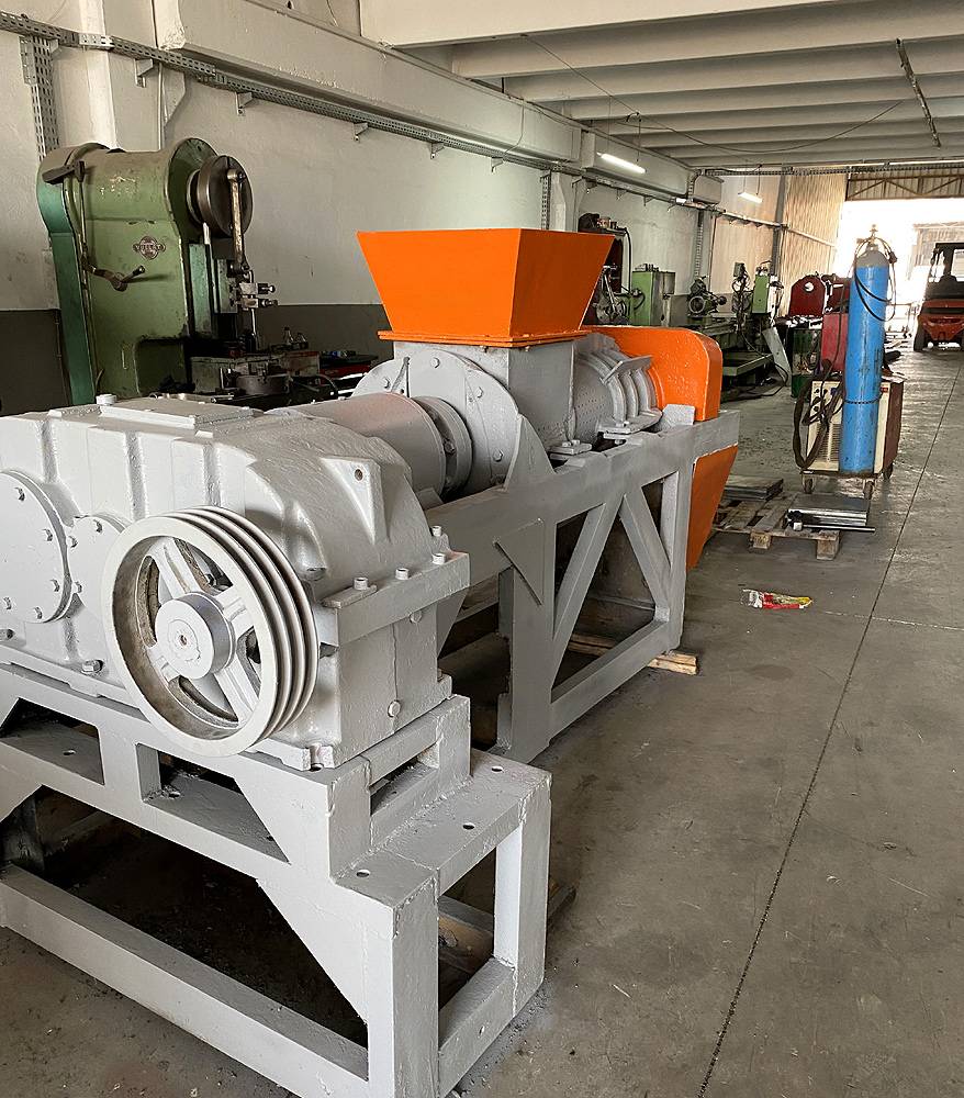 Revizyon Sonrası 2.el Plastik Sıkma Makinası -1